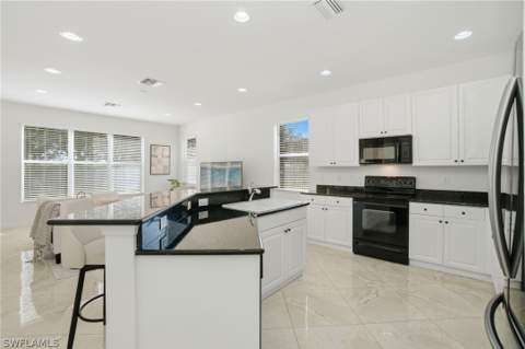 1945 Isla De Palma Cir, Naples FL - photo 15 of 50