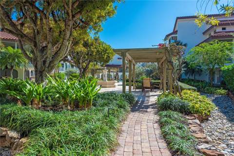 4715 Villa Mare Ln 26-16, Naples FL - photo 16 of 18