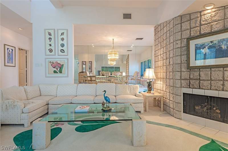 3 bedroom Attached at 4715 Villa Mare Ln 26-16, Villa Mare, Naples — photo 3