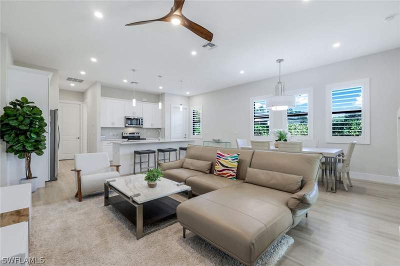 2 bedroom Attached at 5832 Jasper Way 101, Jasper Flats, Naples — photo 4