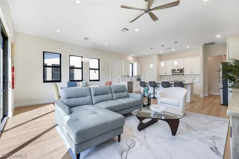 2 bedroom Attached at 5781 Jasper Way 102, Jasper Flats, Naples — photo 3