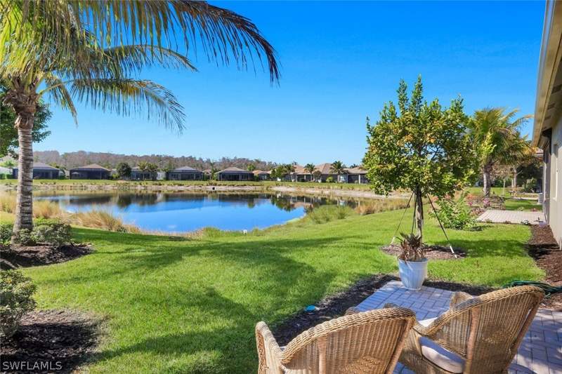 2 bedroom Attached at 16471 Orinda Way, Valencia Bonita, Bonita Springs — photo 2