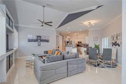 1010 Clayton Ave, Lehigh Acres FL - photo 8 of 28