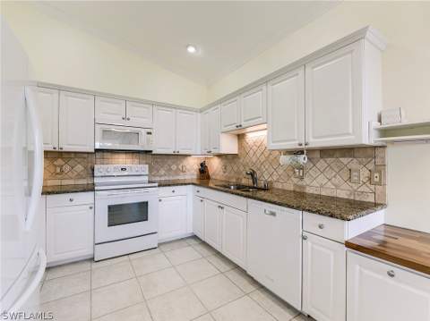 3000 Meandering Way 201, Fort Myers FL - photo 20 of 42
