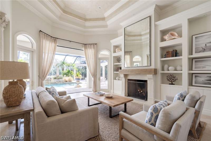 4 bedroom SingleFamilyResidence at 15192 Brolio Way, Padova, Naples — photo 4