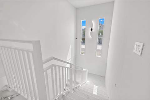137 Hibiscus Dr, Fort Myers Beach FL - photo 17 of 50