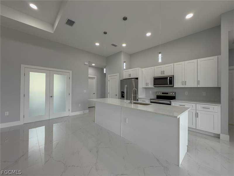 3 bedroom SingleFamilyResidence at 417 Paddock St, Southwood, Lehigh Acres — photo 5
