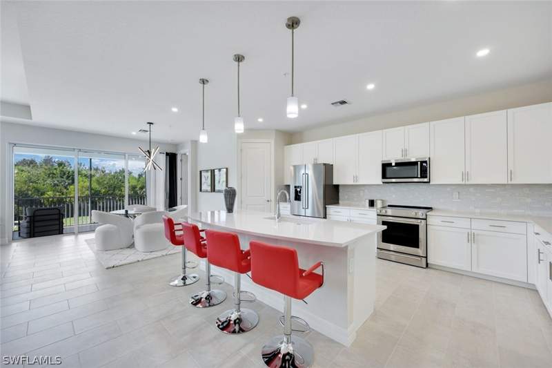 3 bedroom Condominium at 316 Indies Dr W 201, Antilles, Naples — photo 2