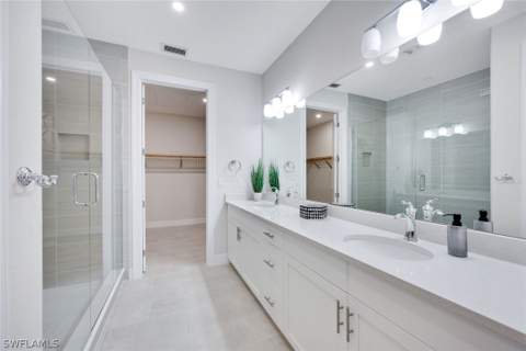 316 Indies Dr W 201, Naples FL - photo 9 of 27
