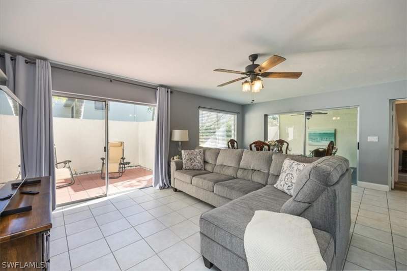 3 bedroom Condominium at 3036 Kings Lake Blvd 7564, Camelot At Kings Lake, Naples — photo 5