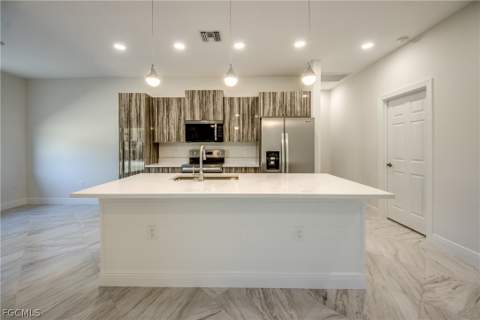 2512 48th St W, Lehigh Acres FL - photo 24 of 49
