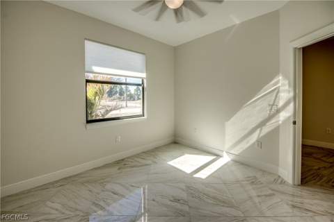 2512 48th St W, Lehigh Acres FL - photo 6 of 49