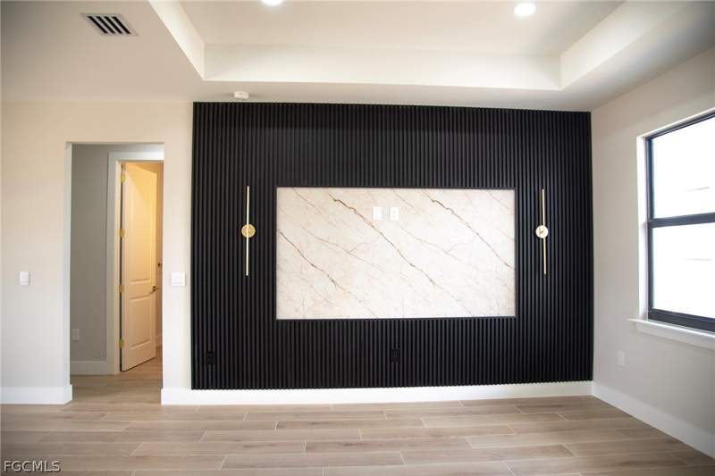 4 bedroom SingleFamilyResidence at 1015 Agnes Ave, Lehigh Acres, Lehigh Acres — photo 2