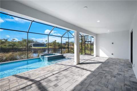 901 NW 19th Ter, Cape Coral FL - photo 12 of 21