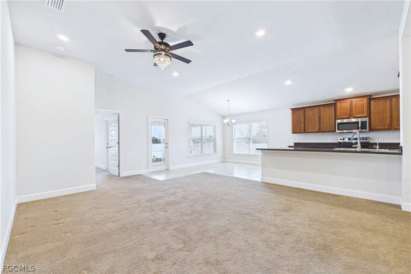 3 bedroom SingleFamilyResidence at 2807 NW 5th St, Cape Coral, Cape Coral — photo 5