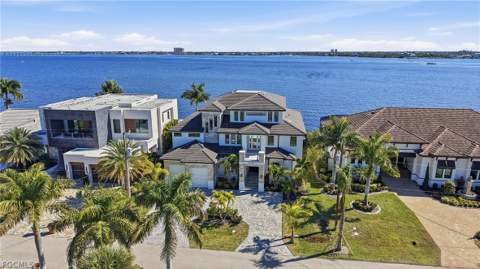 5735 Riverside Dr, Cape Coral FL - photo 6 of 50