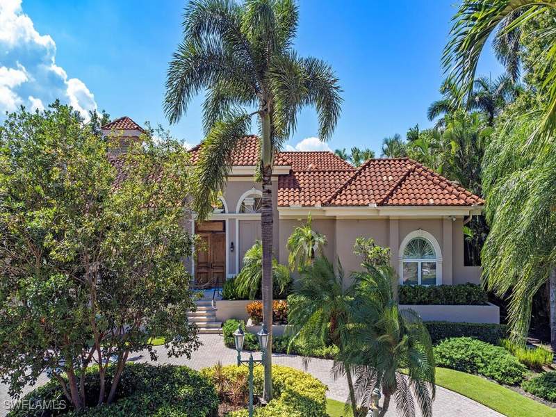 3 bedroom SingleFamilyResidence at 2080 Gordon Dr, Olde Naples, Naples — photo 3