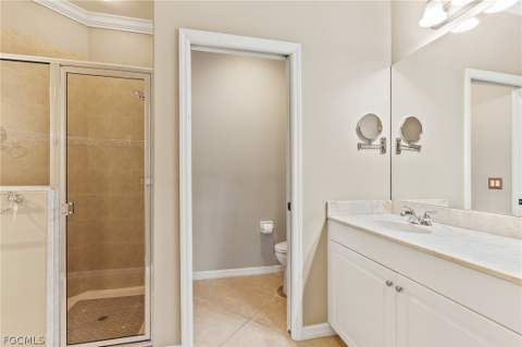 10614 Camarelle Cir N, Fort Myers FL - photo 10 of 32