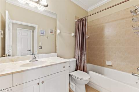 10614 Camarelle Cir N, Fort Myers FL - photo 12 of 32
