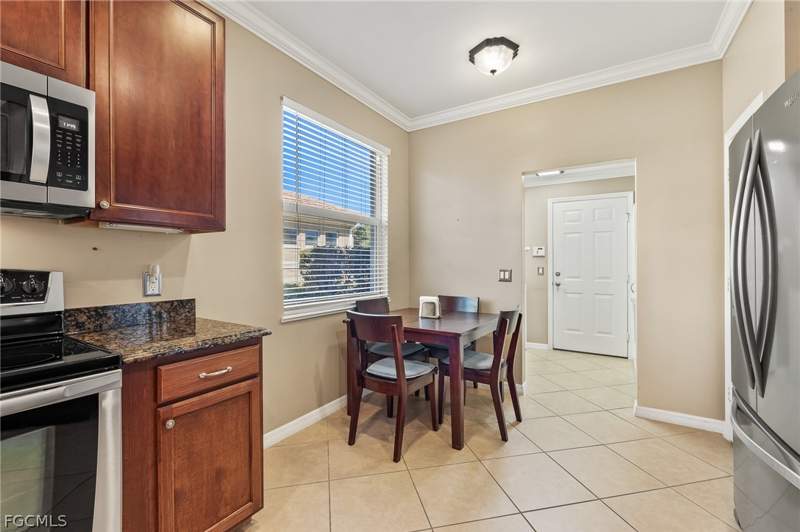 2 bedroom SingleFamilyResidence at 10614 Camarelle Cir N, Camarelle, Fort Myers — photo 5