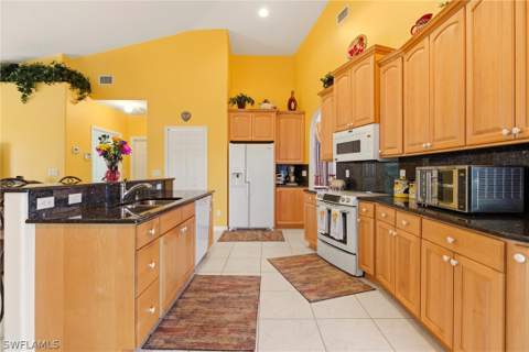 126 Nicholas Pkwy W, Cape Coral FL - photo 12 of 36