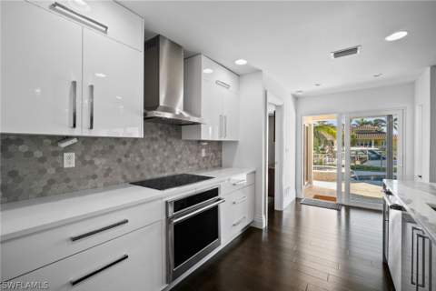 266 Egret Ave, Naples FL - photo 16 of 50