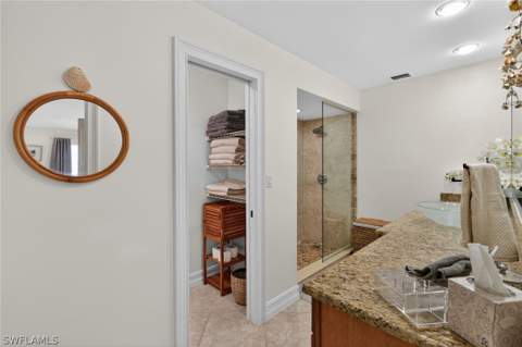 523 Club Side Dr 2-523, Naples FL - photo 15 of 33