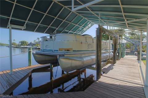 147 Coral Dr, Fort Myers FL - photo 16 of 37