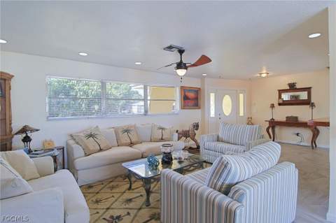 147 Coral Dr, Fort Myers FL - photo 23 of 37