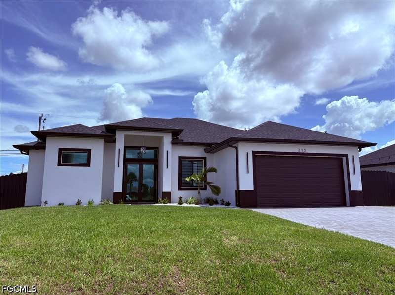 4 bedroom SingleFamilyResidence at 213 Kismet Pkwy E, Cape Coral, Cape Coral — photo 1
