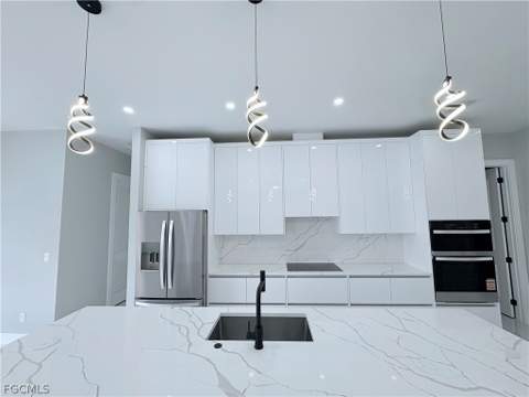 213 Kismet Pkwy E, Cape Coral FL - photo 8 of 26
