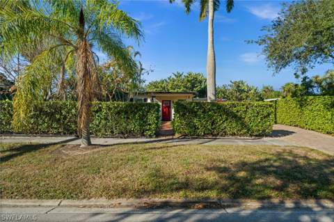 715 10th St N, Naples FL - photo 14 of 15