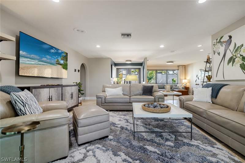 3 bedroom SingleFamilyResidence at 6777 Danah Ct, Palmetto Point, Fort Myers — photo 3