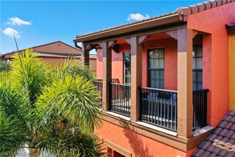 8993 Cambria Cir 1907, Naples FL - photo 14 of 48