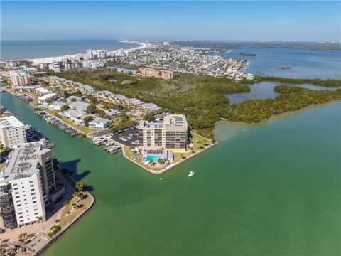 400 Lenell Rd 107, Fort Myers Beach FL - photo 22 of 25