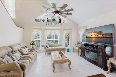 1234 SE 13th Ave, Cape Coral FL - photo 10 of 43