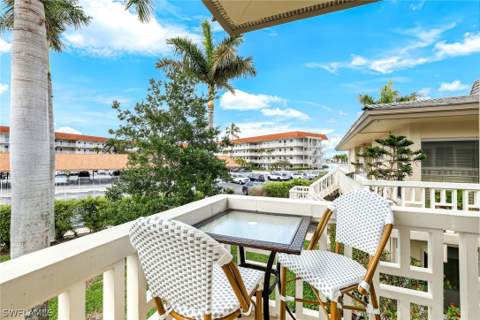 1215 Edington Pl M7, Marco Island FL - photo 18 of 31