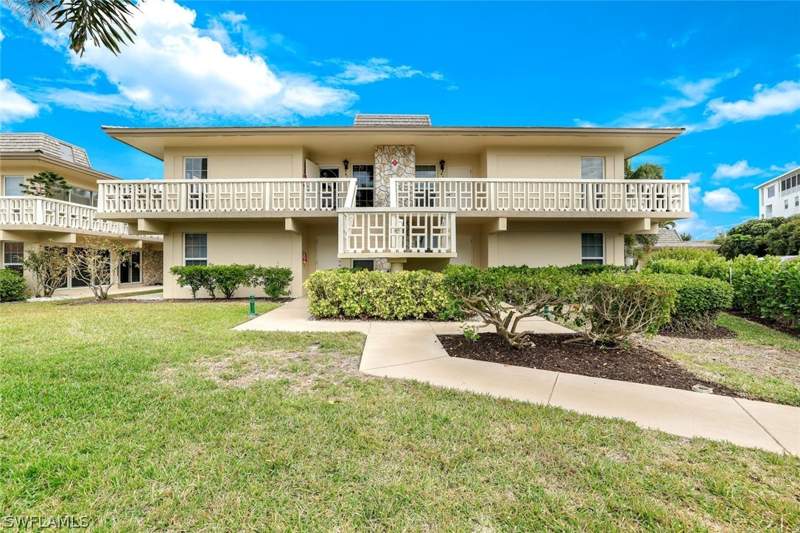 1 bedroom Condominium at 1215 Edington Pl M7, Ville De Marco, Marco Island — photo 4