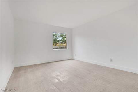 2366 E. Mall Dr Apt. 101, Fort Myers FL - photo 16 of 27