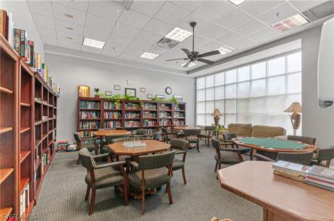 13 High Point Cir N 203, Naples FL - photo 24 of 34