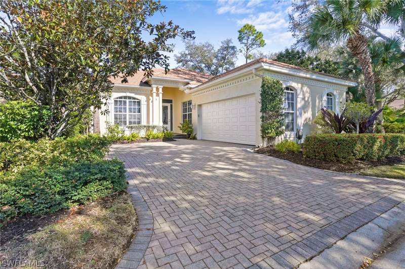3 bedroom SingleFamilyResidence at 3660 Olde Cottage Ln, Cottages At Pelican Landing, Bonita Springs — photo 2