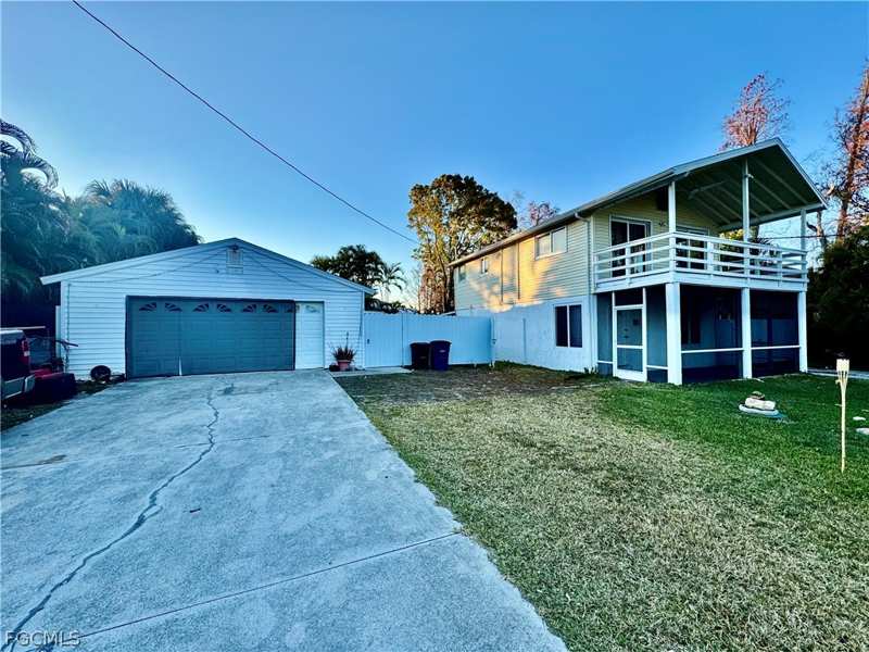 4 bedroom SingleFamilyResidence at 7123 Shannon Blvd, Fort Myers, Fort Myers — photo 1