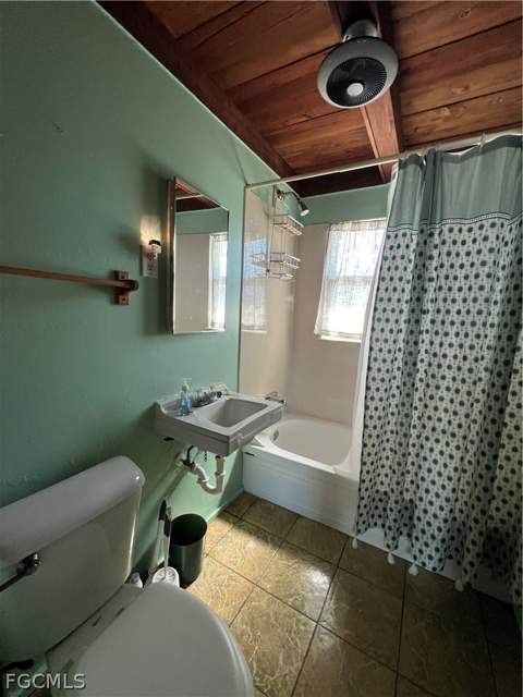 2650 Coco Plum Dr, Matlacha FL - photo 17 of 47