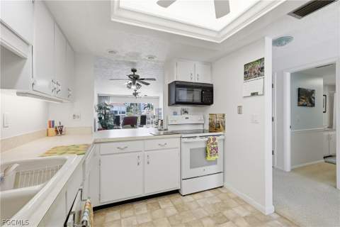 4005 SE 19th Pl 8, Cape Coral FL - photo 12 of 50