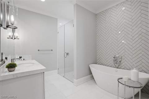 2867 Coco Lakes Dr, Naples FL - photo 12 of 39