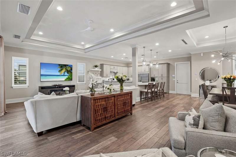 4 bedroom SingleFamilyResidence at 2867 Coco Lakes Dr, Coco Lakes, Naples — photo 5