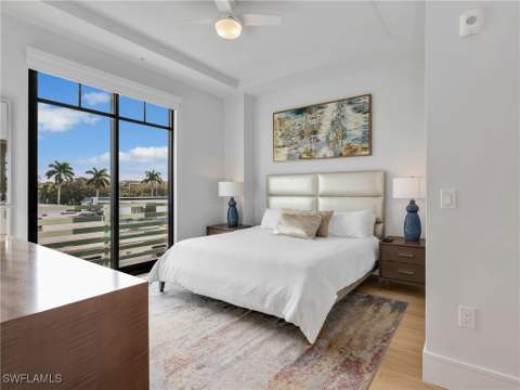101 8th St S 201, Naples FL - photo 13 of 32