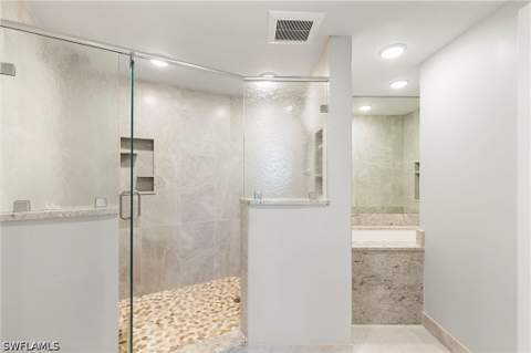 980 Cape Marco Dr 1102, Marco Island FL - photo 16 of 39