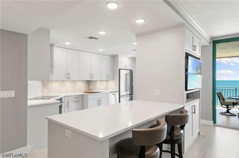 980 Cape Marco Dr 1102, Marco Island FL - photo 8 of 39