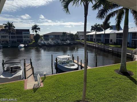 4113 SE 19th Pl 206, Cape Coral FL - photo 7 of 18
